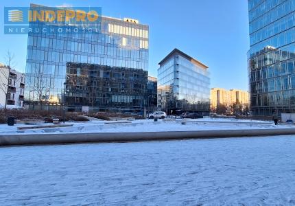 widok od strony lokalu na osiedle