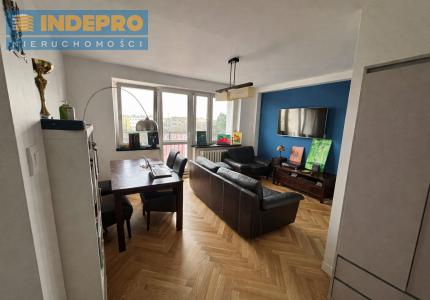 widok na salon od str.przedpokoju