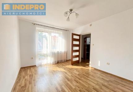 Pokój nad jadalnią przy kuchni